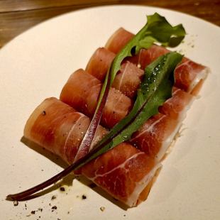 生ハムとアボカドのクルクル