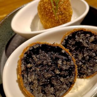イカ墨のアランチーニ