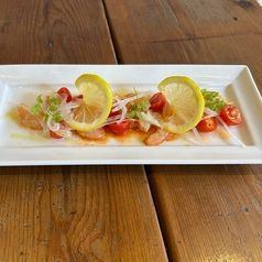 スパイス効いた エビとトマトの"RED"マリネ