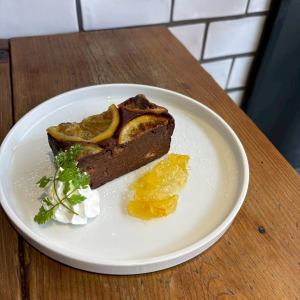 自家製オレンジチョコレートケーキ