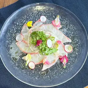 本日の鮮魚のカルパッチョ