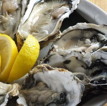 厳選した牡蠣と絶品のお酒をご用意