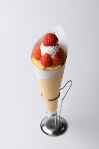Special strawberry crepe
