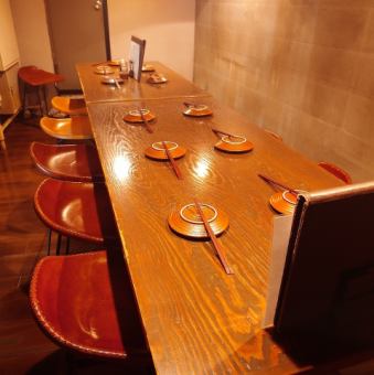 店最奥のテーブル個室。最大14名のご宴会にご利用いただけます