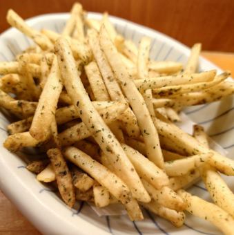 フライドアンチョビポテト