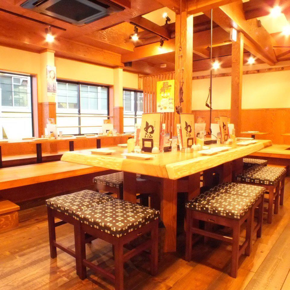 ゆったり掘りごたつ席もご用意★2Fは最大40名様迄使える広々空間