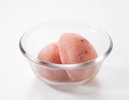 Ripe strawberry sorbet