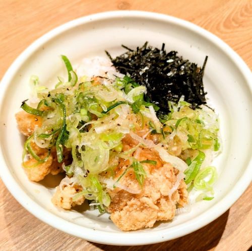 盐葱炸鸡饭