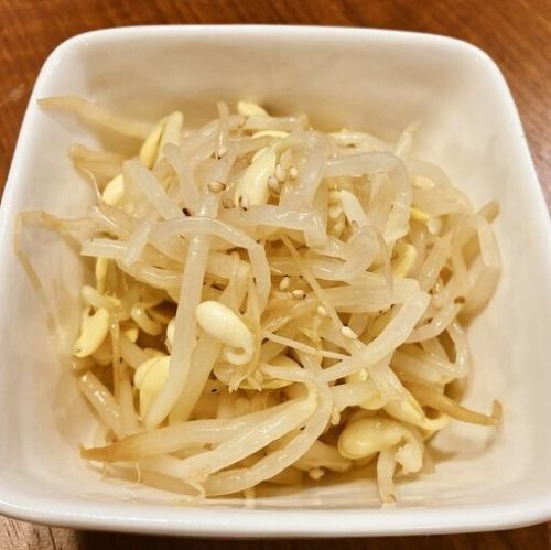 Homemade bean sprout namul