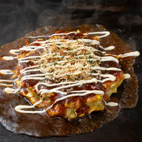 엄선한 철판 요리! 일품 오코노미 야키 & 몬자