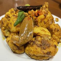 北インド風 カリフラワーの炒め物