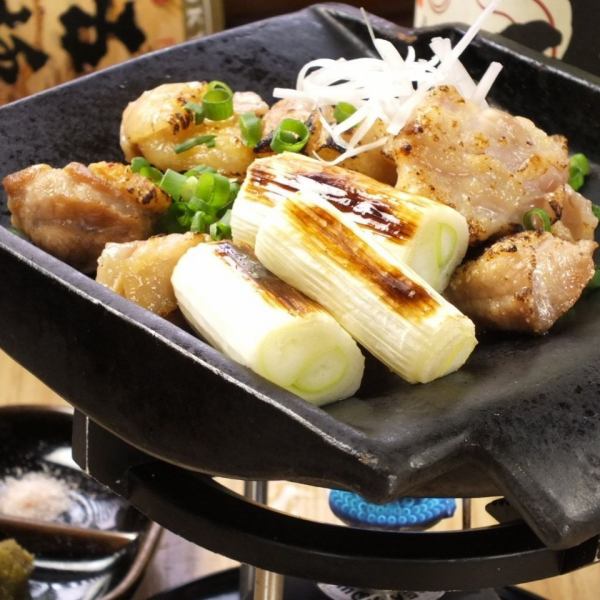 Yamaguchi Prefecture Original Local Chicken << Choshu Kashiwa Chicken Tile Grilled ◇ 1683 yen (tax included) >> Highest quality chicken with high quality texture and umami!