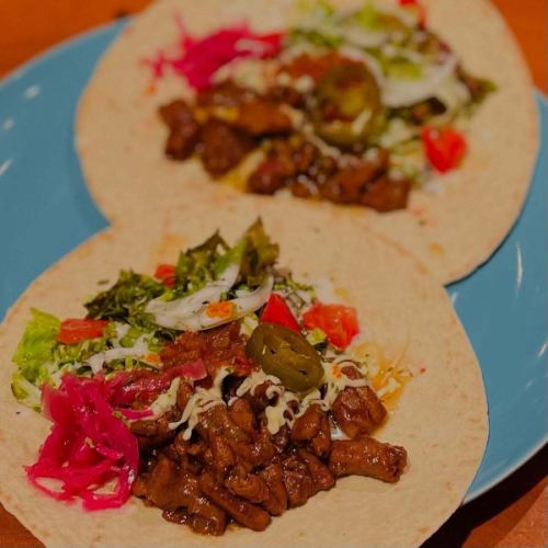 Well, now that the holidays are over, we're busy preparing for the Cafe Bar Komanechi.
In order to deliver delicious food to everyone, we have been trying and failing to do so...

Ah, today I prepared something called "Hormone Stew Tacos" ☆

I search for tasty tacos every day, but at Comaneci, the tacos are Tex-Mex style, and yet they have a Mexican feel to them, and are created by the store manager, Tacos, or rather, Takashi.

Well, there are a lot of different kinds of tacos, such as authentic Mexican tacos, Americanized Tex-Mex tacos, and tacos made to suit Japanese tastes.

The tacos at Cafe Bar Komanechi are made in the way that Takashi the Manager wants to eat, in Takashi's style, and with Takashi's seasonings, so if you enjoy Takashi's Komanechi cuisine, I'm sure you'll find them delicious!

So, the interior of Comaneci is a super American, dreamy space that feels like an upside-down toy box, but we also work hard every day to make sure that everyone says our food is delicious!

Well, seeing is believing!

Please come and visit us!

●American bar "Cafe Bar Komanechi" https://komanechi.owst.jp

#Comaneci
#Nagoya Bar
#Nagoya Cafe
#American
#birthday
#Interesting store
#Board games
#miscellaneous goods
#Mexican
#Tacos
#darts
#Get excited
#all you can drink
#I love American toys
#Hamburger is delicious
#lunch time
#Sakae
#HamburgerLunch
#Spice curry

https://www.google.com/search?q=komanechi&ludocid=17472319679155308933&ibp=gwp;0,7&source=g.page.m
