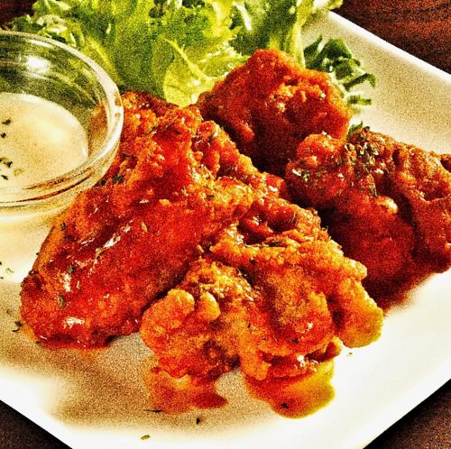 Fried chicken with American hot sauce