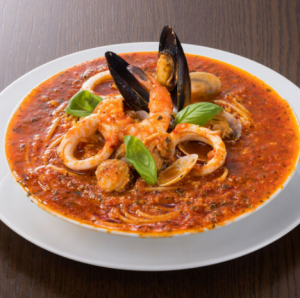 海の幸とトマトのスパゲッティ