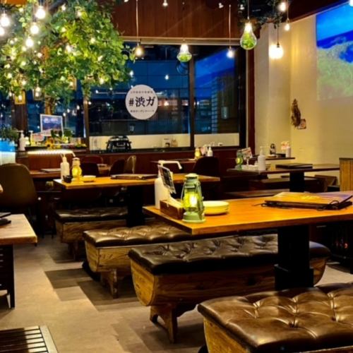 For drinking parties with friends, girls-only gatherings, joint parties, company banquets, etc.! The interior is fashionable and has a calm atmosphere, so you can spend a relaxing time ♪