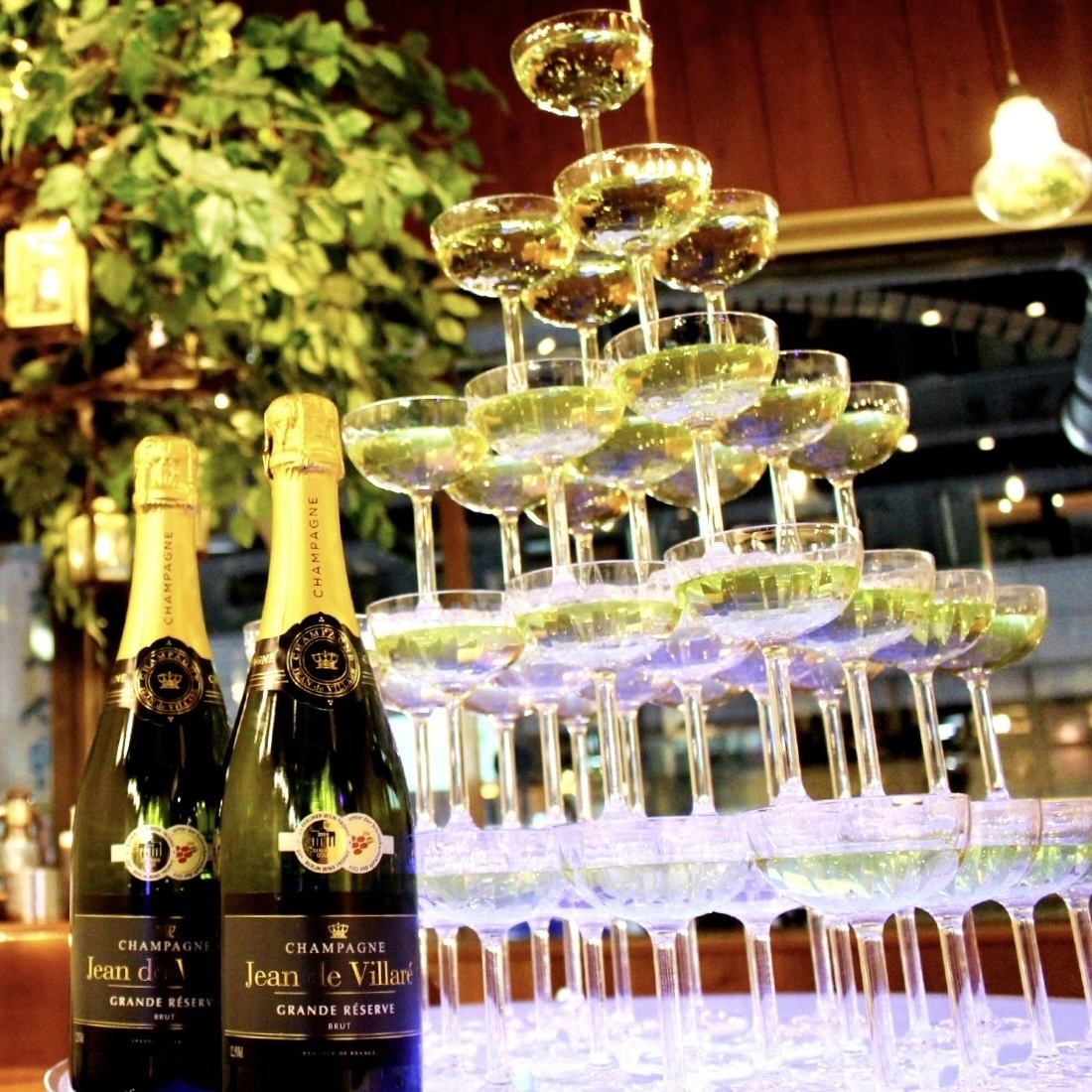 You can even have a champagne tower! There are plenty of other options to liven up your private party! Enjoy your night in Shibuya!