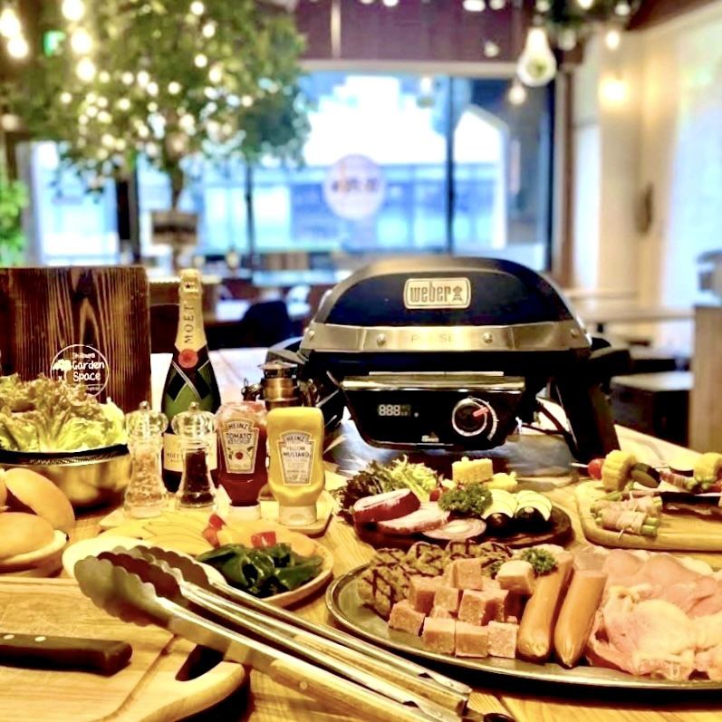 An all-you-can-eat meat BBQ course that's very popular in Shibuya! There are many courses available, such as the "bring-in course" and the "glamping course"! All-you-can-drink is available for private parties!