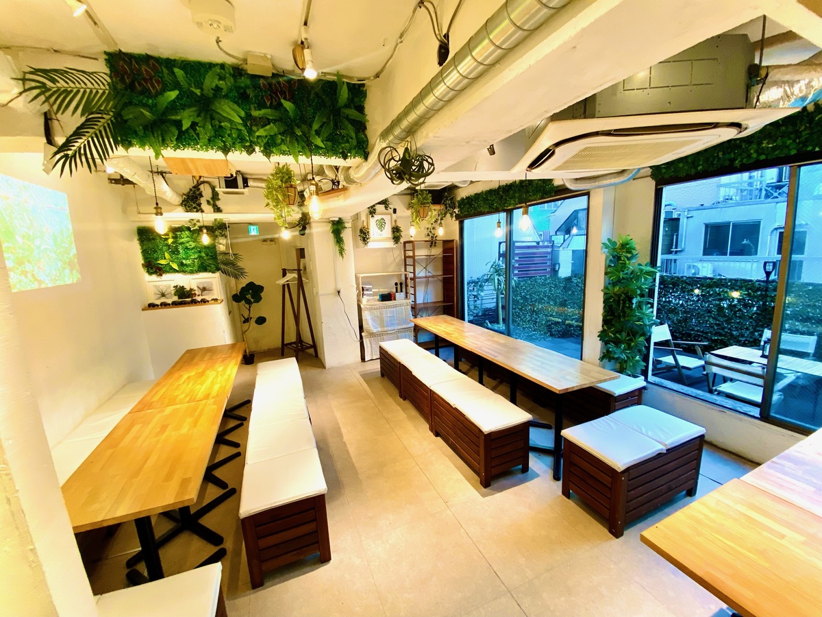 如果您想在涩谷寻找拥有大屏幕投影仪的商店，我们推荐涩谷花园空间道玄坂！