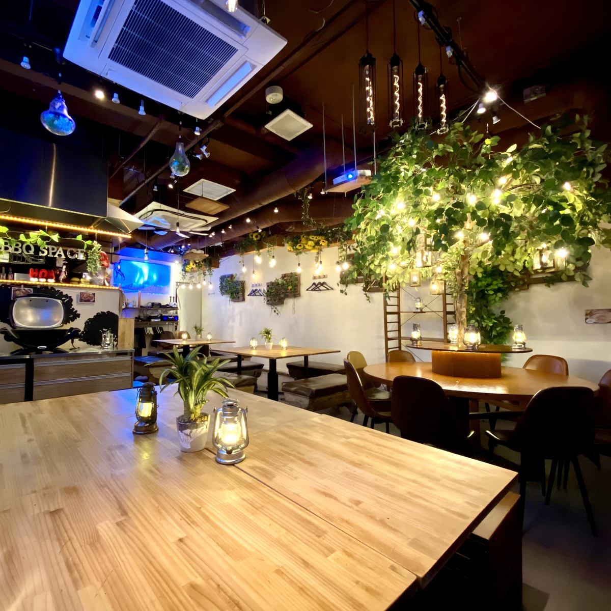 At our affiliated stores in the Shibuya area, we offer a variety of private parties for both small and large groups!All stores have a wide variety of special rental benefits, including microphones, projectors, and audio equipment!