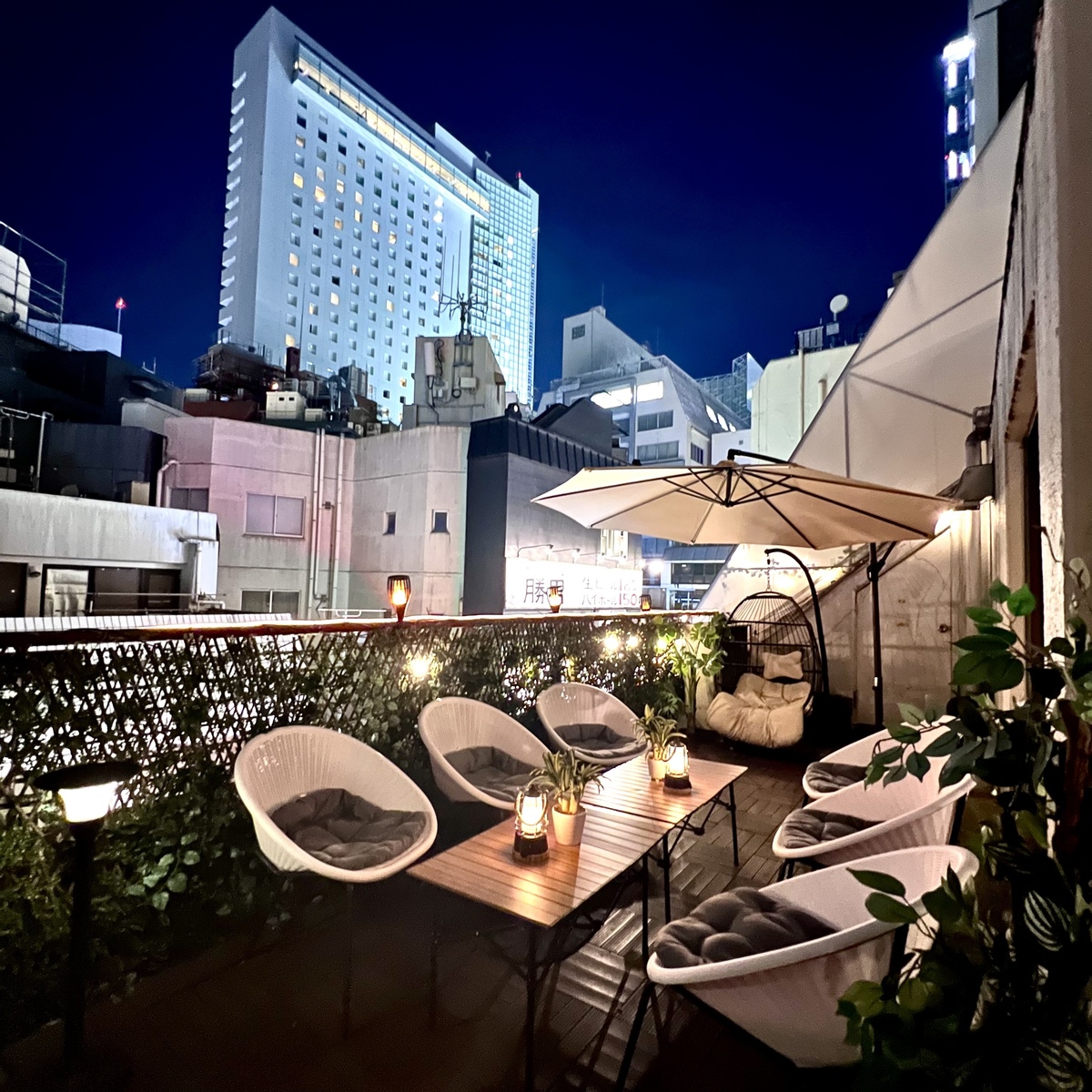 If you're planning a private end-of-year party in Shibuya, we recommend the Shibuya Garden Room! Rent out a stylish izakaya with a private terrace!