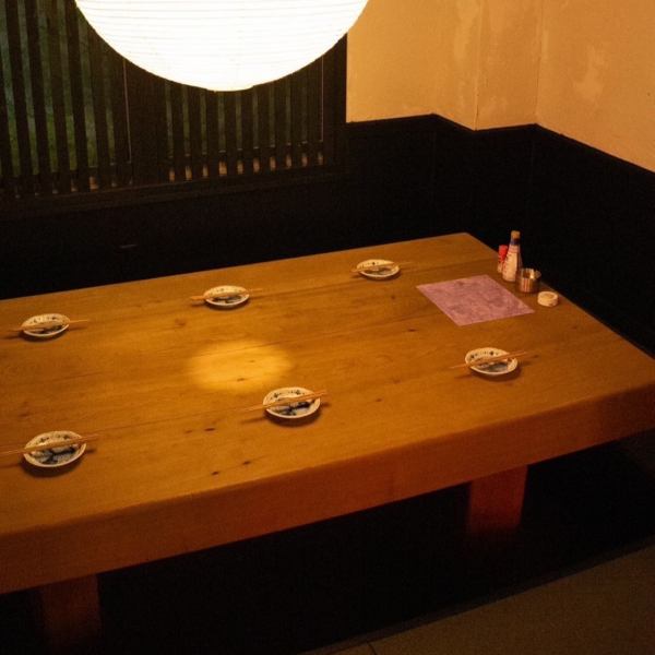 There are also seats where you can enjoy your meal without worrying about your surroundings.The seats are dimly lit and can be used for any occasion, such as a small party or a date at an izakaya! (*The photo is an image of an affiliated restaurant)