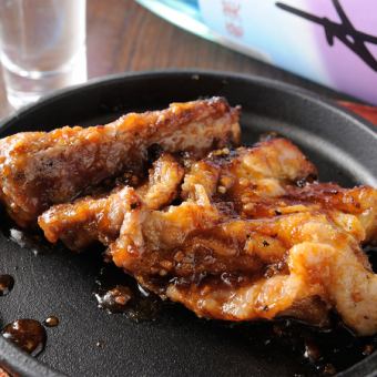 ［炭焼きスペアリブ］塩こうじ