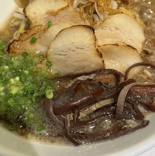 【〆におすすめ!】鹿児島とんこつラーメン