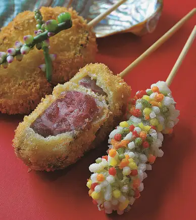 A5ランク牛フィレ肉と黒毛和牛カイノミ肉の串カツの食べ比べ全16品のお任せコース ウェルカムD付