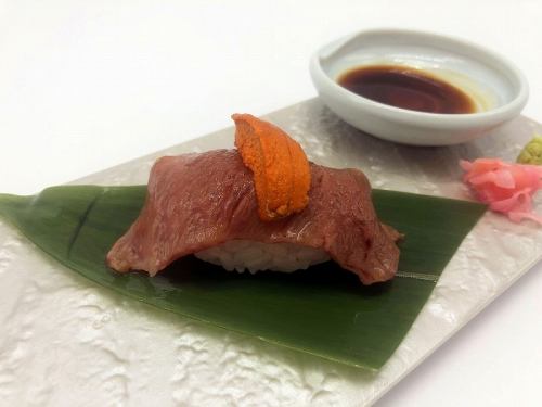 Japanese black beef Daitoro sea urchin sushi consistent