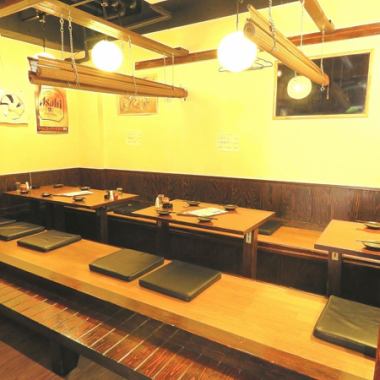 ■□12 to 20 people*Horigotatsu seats for banquets□■The inside of the restaurant is a nostalgic retro space where 80's cover songs are played♪The semi-private horigotatsu seats can also accommodate groups of 12 people Recommended for parties of up to 20 people, such as New Year's parties and New Year's parties! For groups, the 4,600 yen course (tax included, 120 minutes of all-you-can-drink included, 9 dishes in total) is great!
