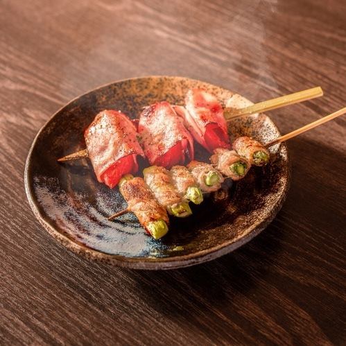 彩り豊かな野菜巻き串