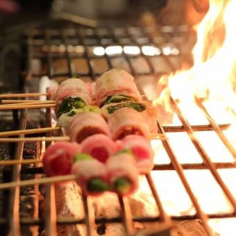 【2.5時間飲み放題付】野菜巻き串×炭火焼き鳥◎全30品食べ放題【4480円→3480円】