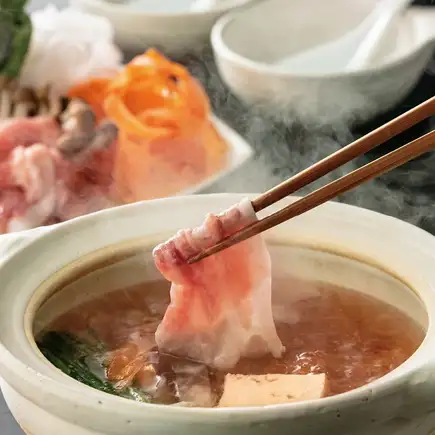 【生ビール付3時間飲み放題】豚しゃぶ鍋×炭火焼き鳥×選べる鍋◎全31品【5000→4000円】