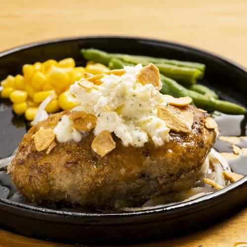 Garlic & butter three star hamburger steak