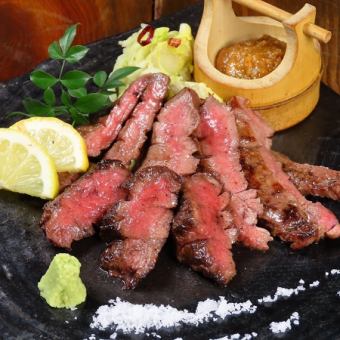 【牛タン炭火焼きコース5500円（税込）】刺身盛り合わせ、蕎麦等全11品/2.5時間飲み放題付