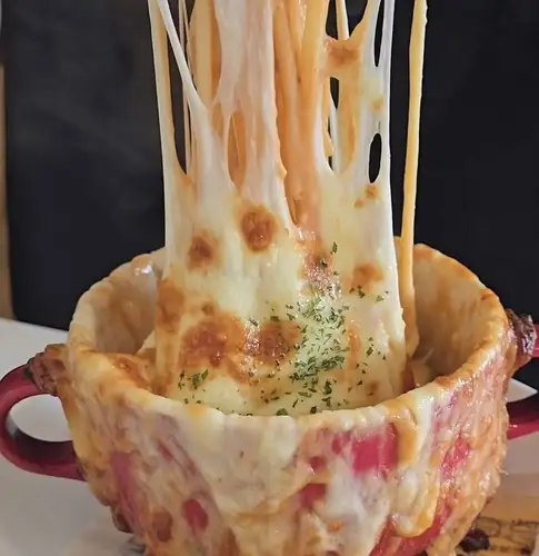 悪魔のインフェルノボルケーノパスタ～エビと夏野菜～