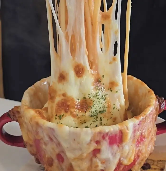 悪魔のインフェルノボルケーノパスタ～エビと夏野菜～