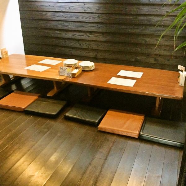 There are also tatami mat seats in the back of the shop! If you connect a table, it can be reserved for a large number of people ♪ For banquets, girls-only gatherings, parties ◎ Reservations for seats only are available for seats Please note that you cannot specify it.