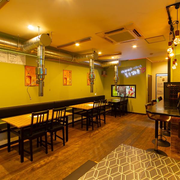 【ほるもん酒場HANA◆】≪こころ温まるほっと空間≫デートや女子会、二次会に最適な韓国料理＆ホルモン居酒屋。落ち着いた雰囲気で、貸切や宴会も可能です。アットホームな雰囲気で、キッズスペースもございますので家族連れにもおすすめ。心温まる空間で楽しいひとときを過ごせる。貸切は最低12名～最大30名様までOK！