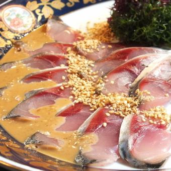 [Japan's best sesame mackerel & Japanese beef rare grilled sea urchin roll & golden mackerel soup stock hot pot] Course 4,000 yen (tax included)