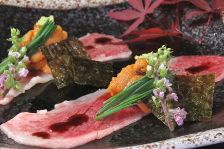 [Japan's best sesame mackerel & sea bream salmon roe sashimi & golden mackerel broth motsunabe] Course 5,000 yen (tax included)