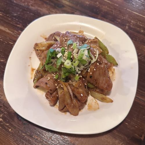 旨辛豚モツ