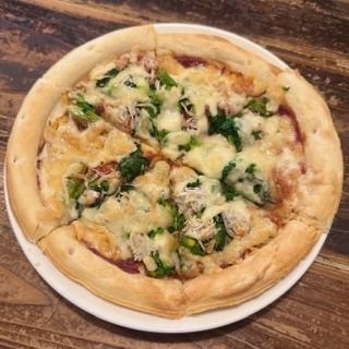 菜の花としらすのピザ