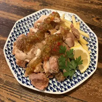 鶏もも一枚揚げ〈レリッシュソース〉