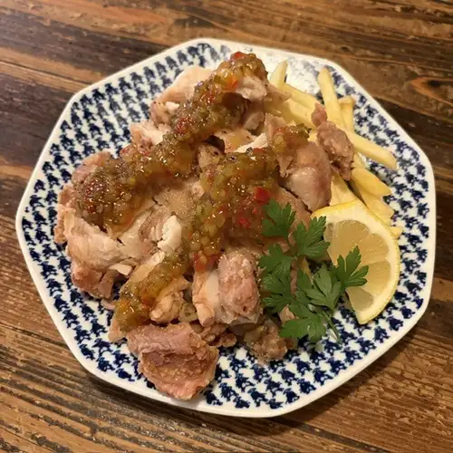 鶏もも一枚揚げ〈レリッシュソース〉