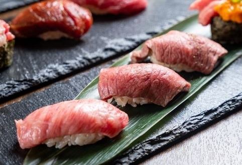 Meat sushi lunch set