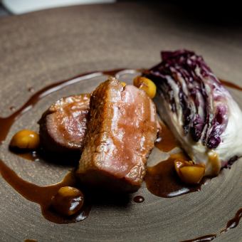 [Hotel Dinner] Full-course dinner at an unpretentious casual hotel