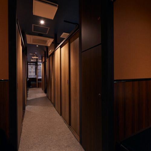 完全プライベートな空間で周りに気兼ねなくお食事を◎