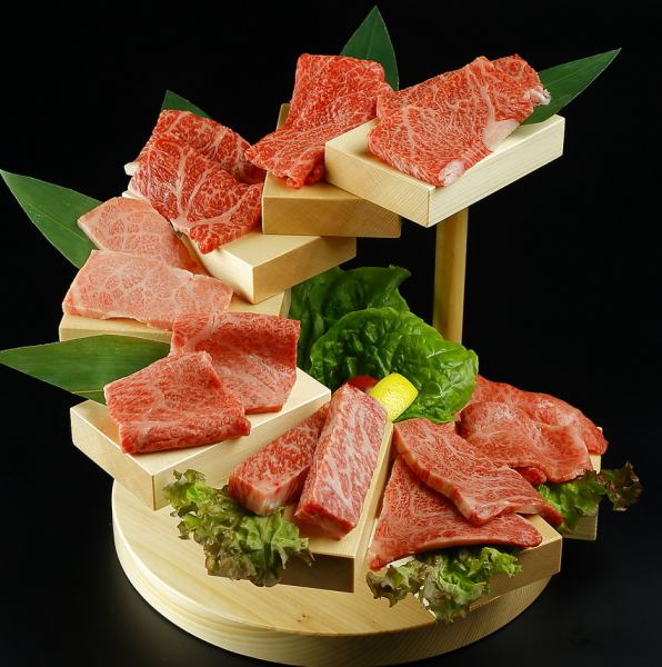 [Recommended signboard menu] 8 types of tiered dish "Kanade"